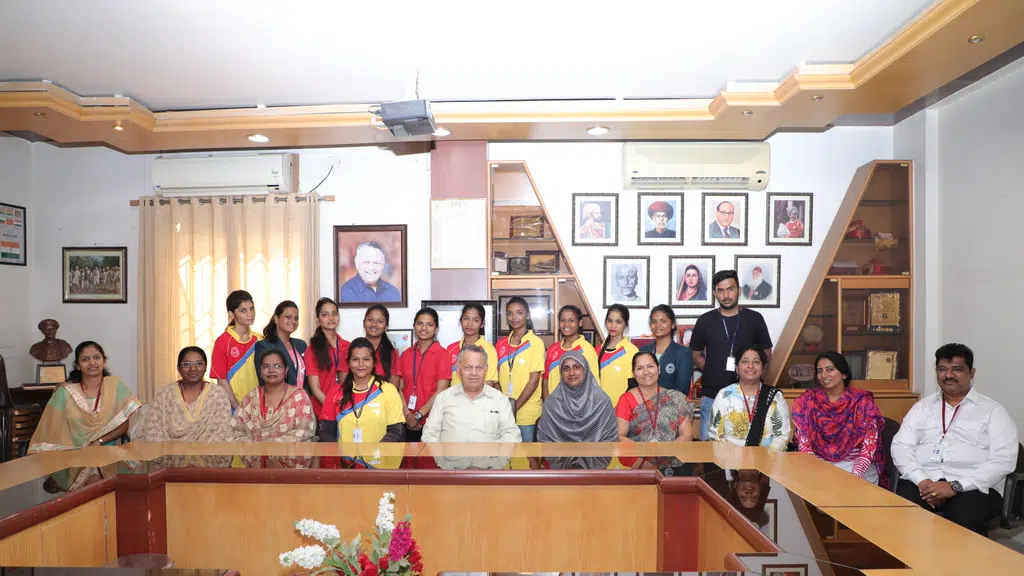 MCE Societys Junior College of Education