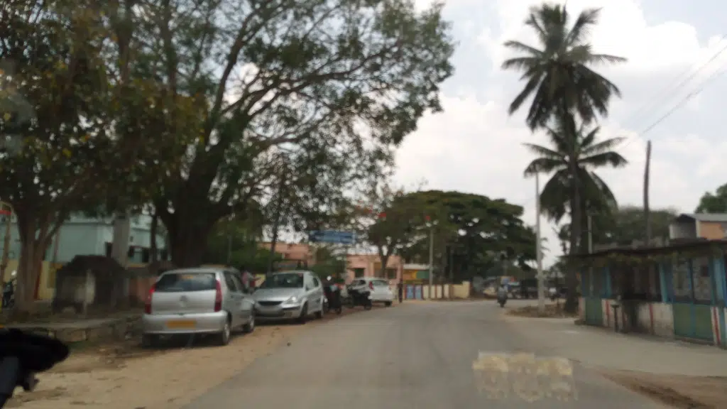 Tayalur Bus Stop