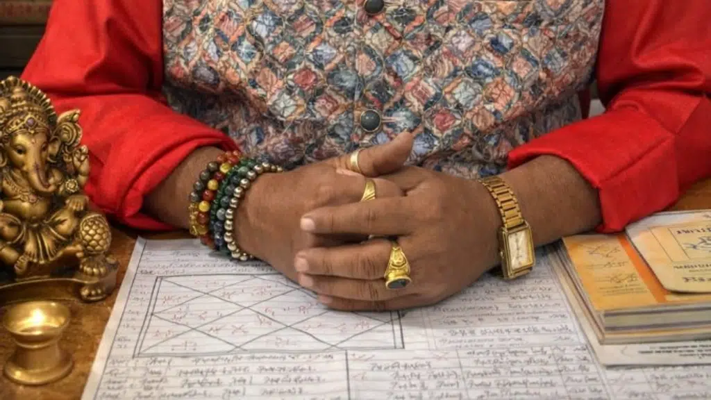 Omkkaar Astroworld - Award Winning Astrologer