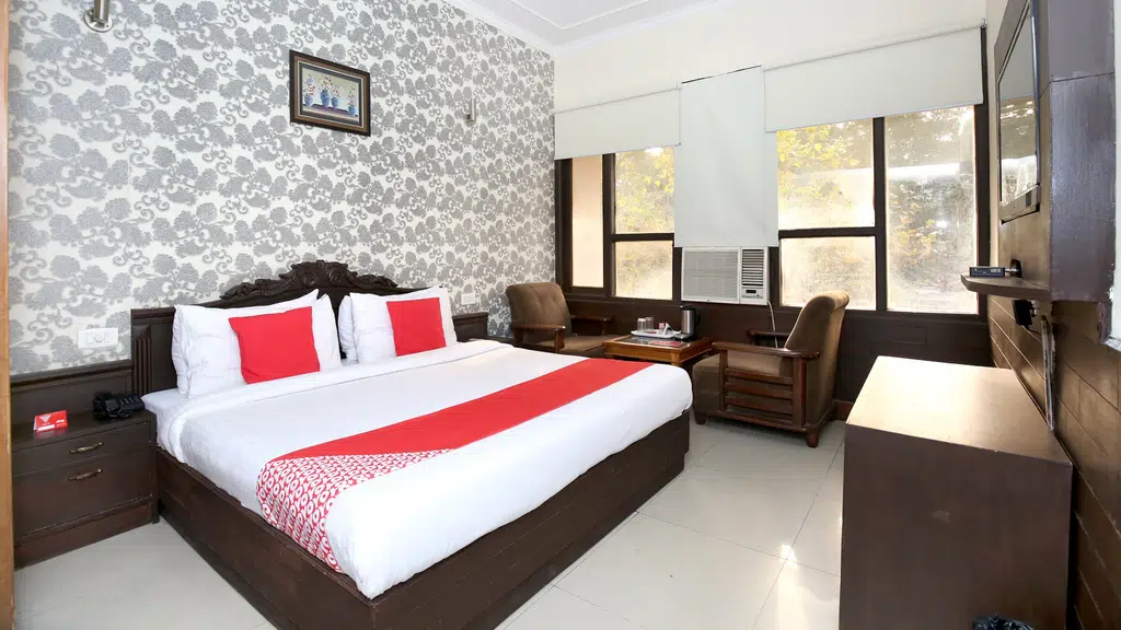 OYO Home 12215 Exotic Valley View 1RK