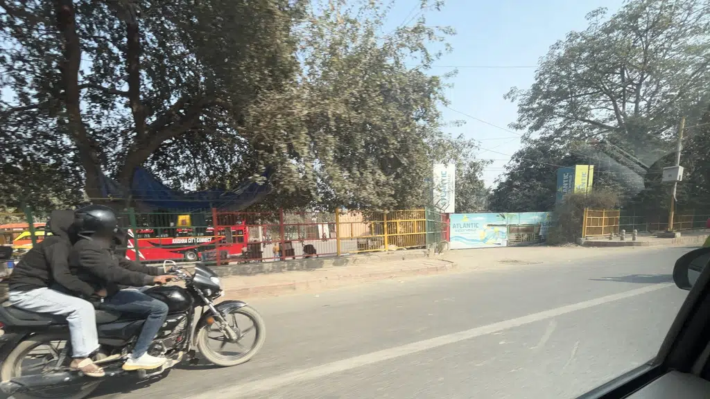 Jamia tul banat al islamia -Zayed college