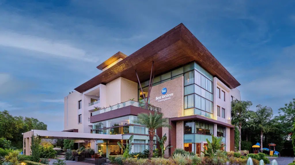 Best Western Country Woods Hotel