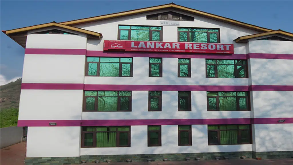 Lankar Resort