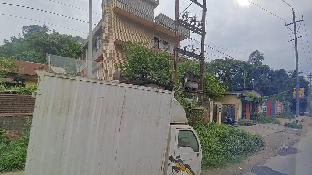 Katahbari Prathamik Vidyalaya