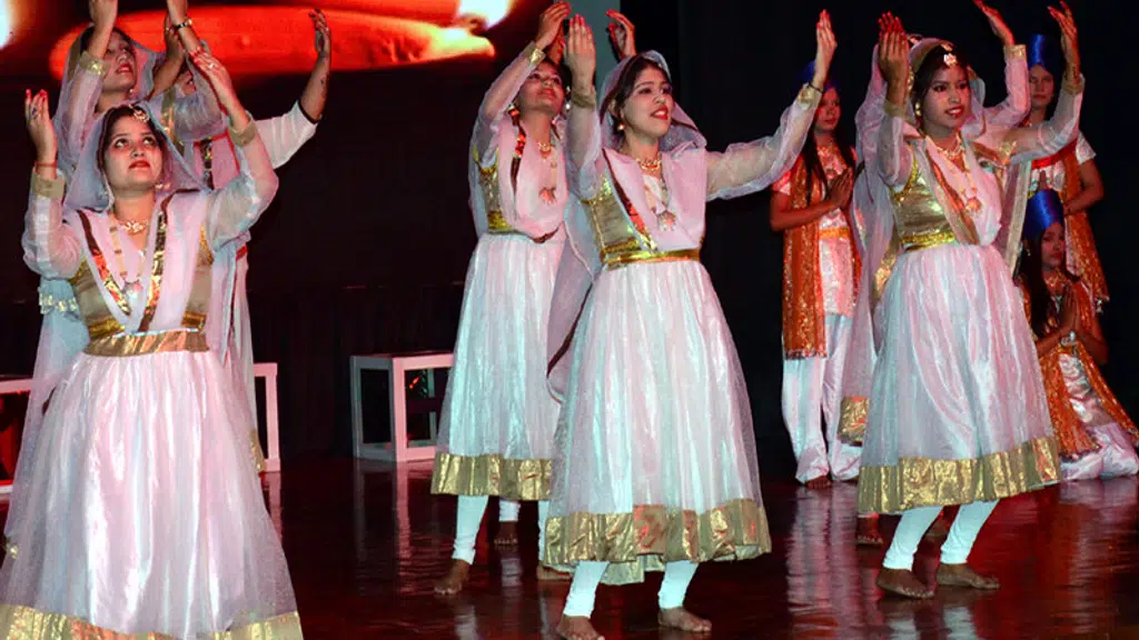 Babu Banarasi Das University