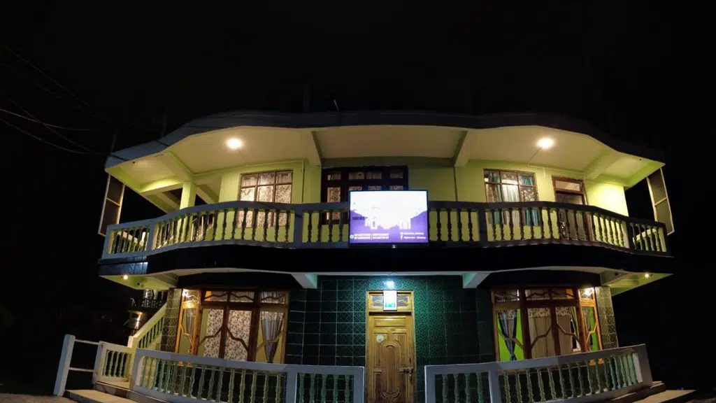 Alpine Inn - Dhotrey