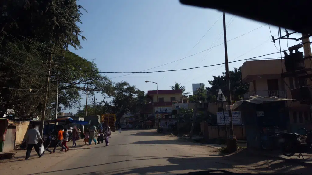 SR English and Kannada Primary School