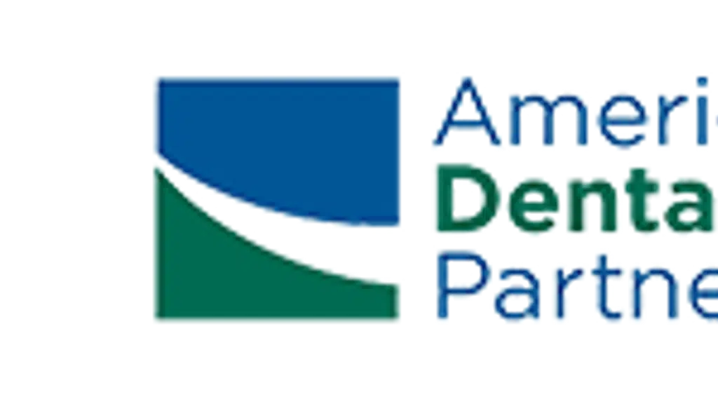 White Smile advanced dental care, Root canalspecialist, Implantspecialist