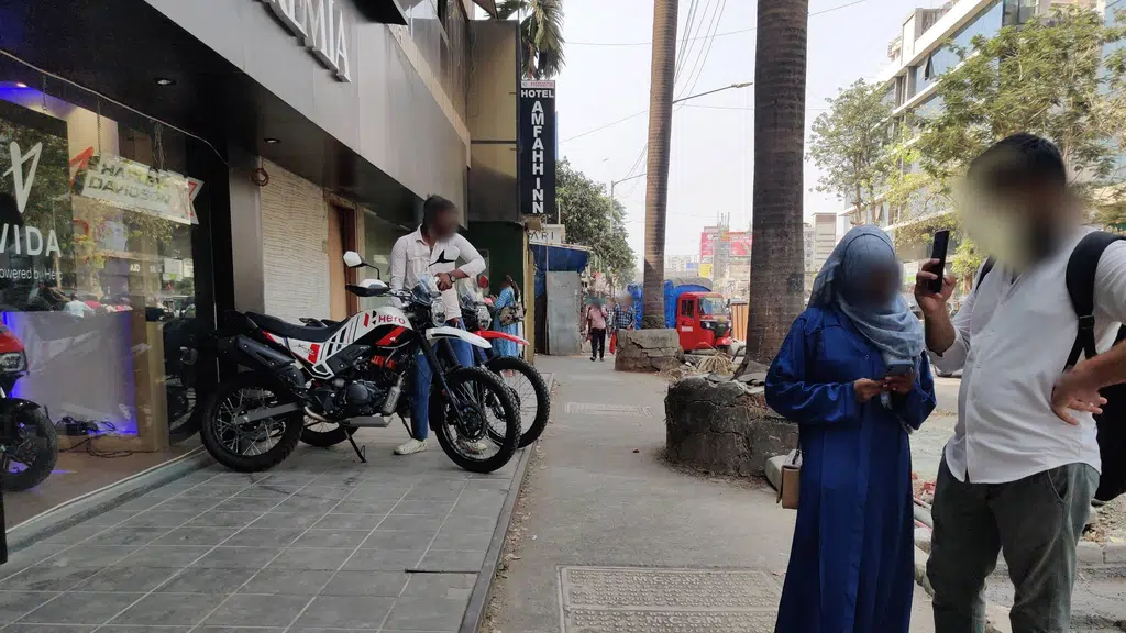 PREMIA - MUMBAI (ANDHERI WEST) - ANIRUDDHA GALAXY - Hero MotoCorp