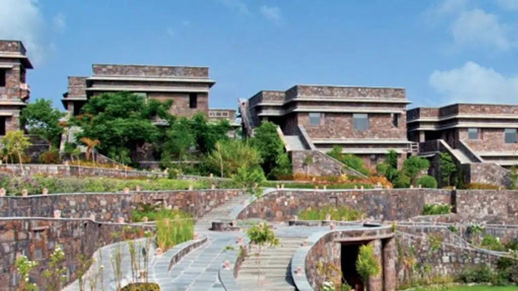 Ramada By Wyndham Udaipur Resort & Spa