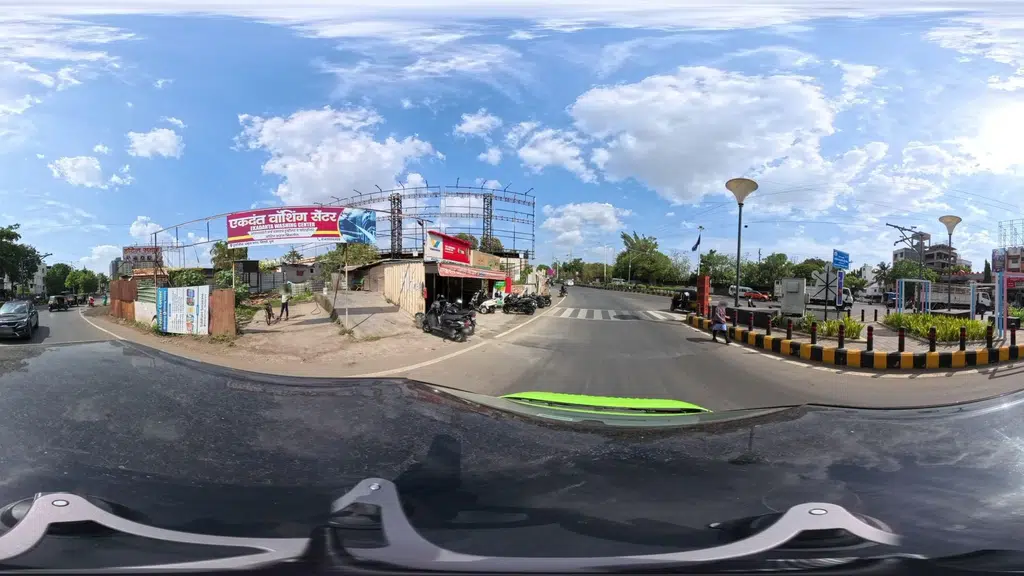 Makoons Nigdi Pune