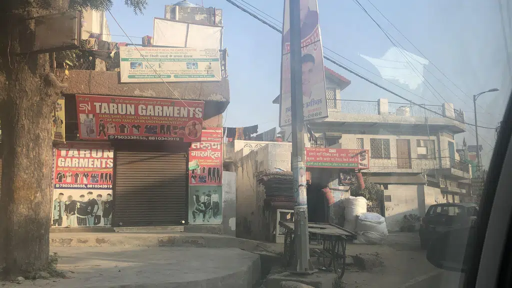 Aggarwal Bikaner Sweets and Restaurant