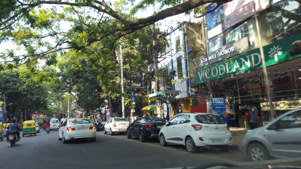 Sri Kanchipuram Reshme Sarees