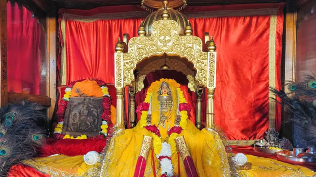 Jasol Dham Parking