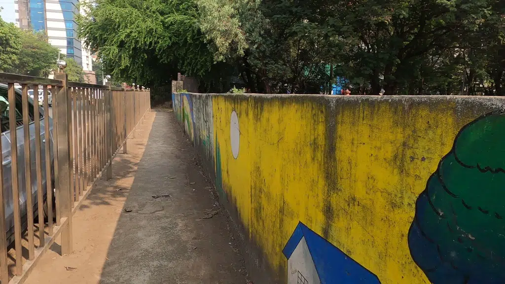 Woodstock Juhu