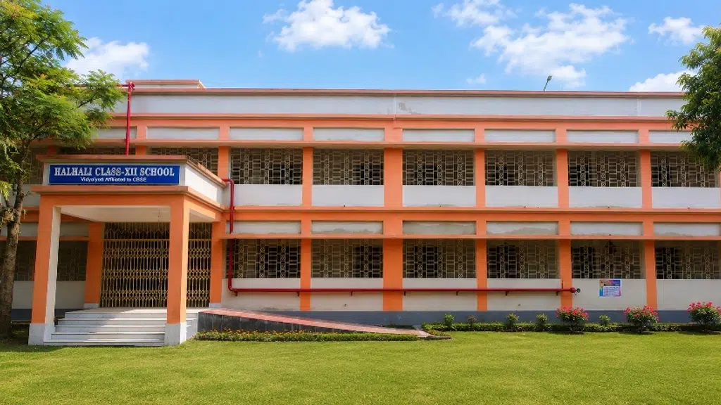 Halhali Class XII School