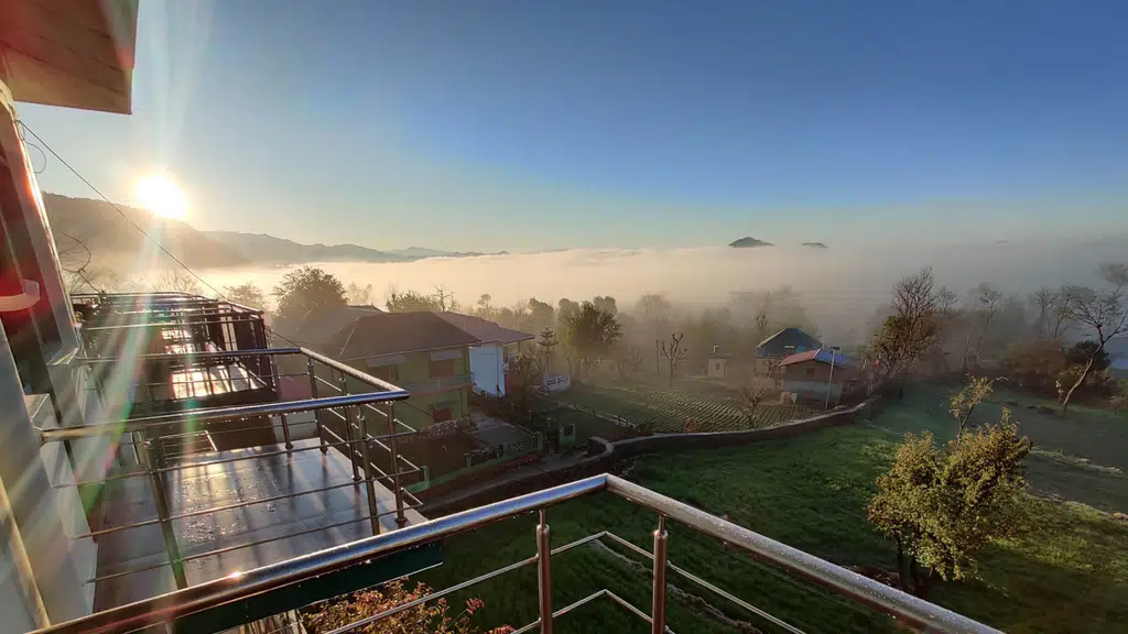 Hotel Sagarmatha Bir by Solitude Stays