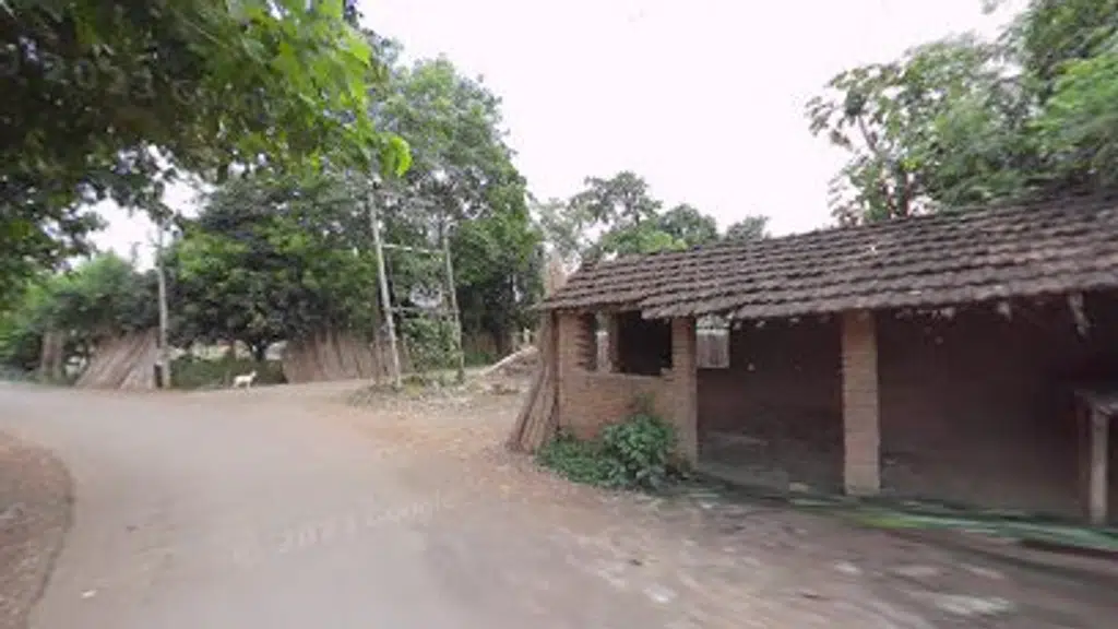 Yaar Mohammad tola