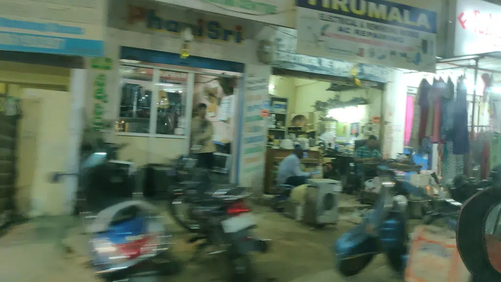 Delhi Kurthi Bazaar