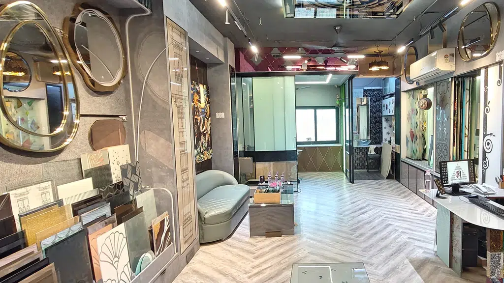 Sri Modi Glass Gallery