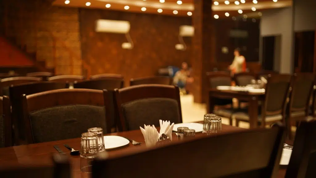 Raw Cafe and Lounge