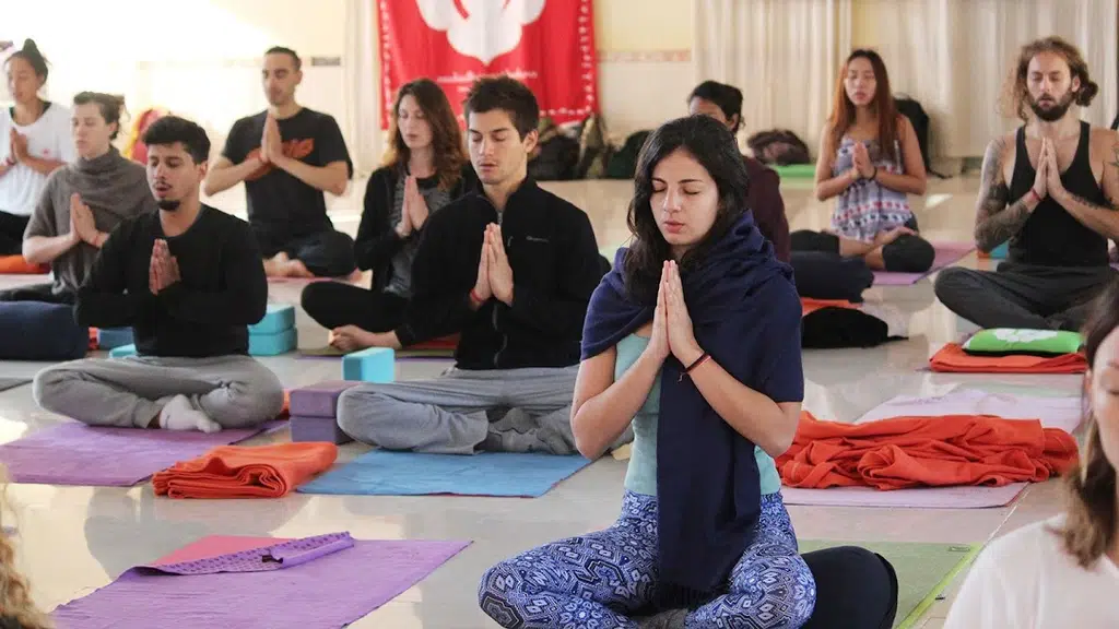 Yoga Teacher Training - Jivan Chakra Foundation