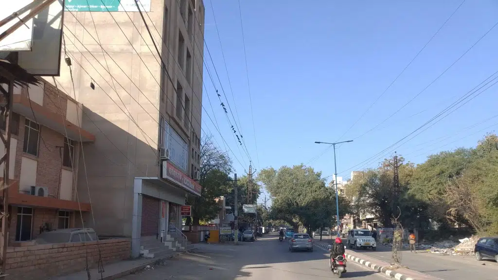 Odhani Restaurant and Cafe