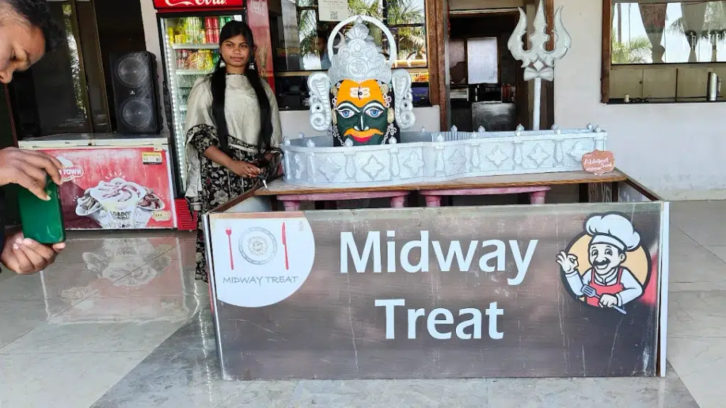 Midway Treat Lakhnadon