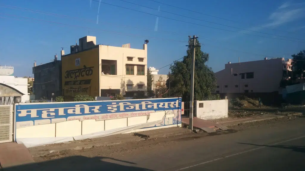 Radhe Radhe Kachori