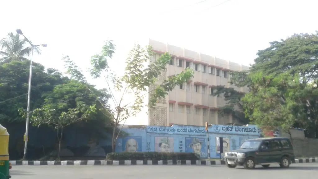 Ushas Apartments
