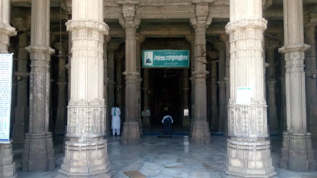 मदीना शरीफ 786