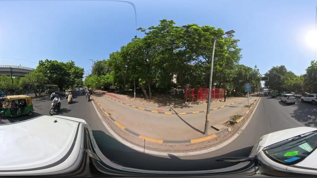 Defence Colony Commercial Space
