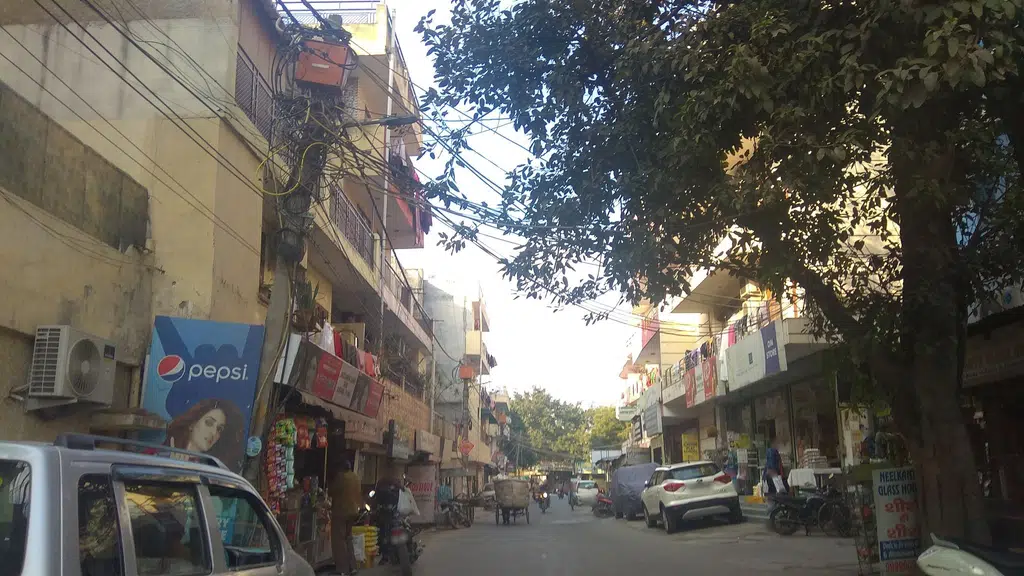 Aggarwal Kabadi Shop