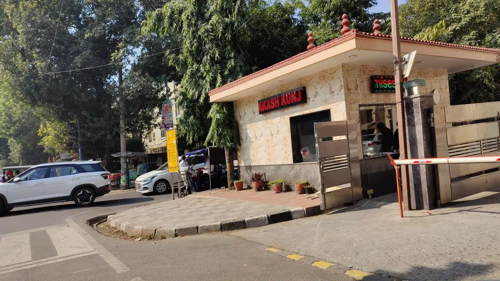 Akash Kunj Apartment