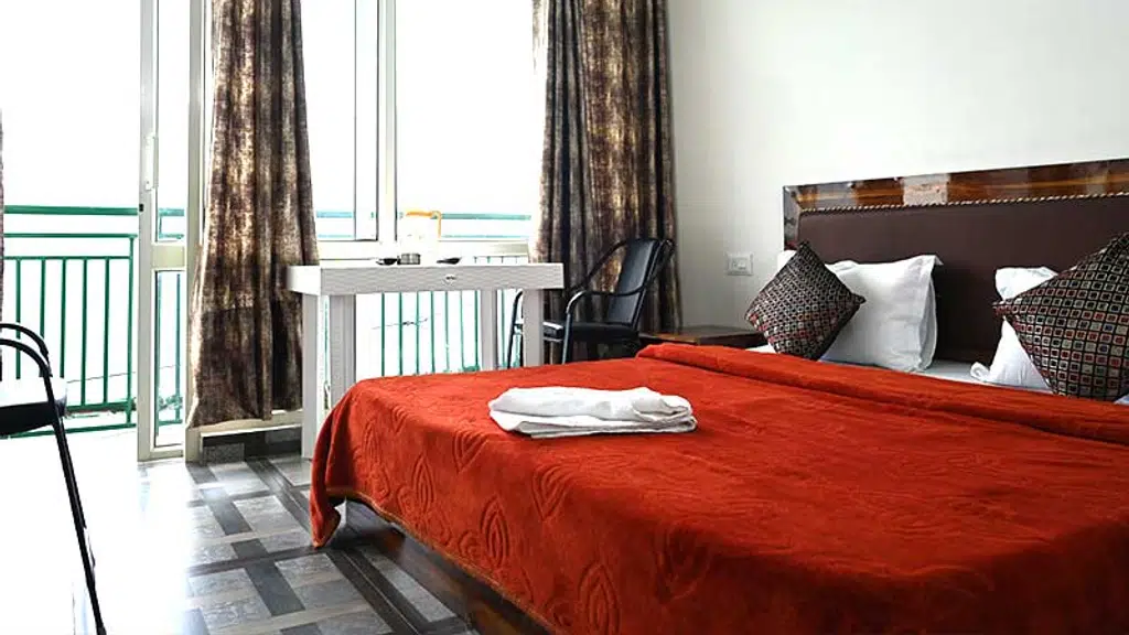 Satvik travellers & homestay Naldehra