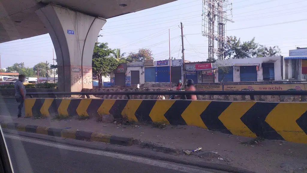 Laxmi Narayana Villa Aram Ghar Cross Road