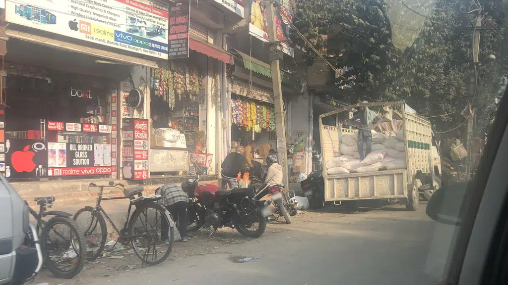 Dinpur, Dwarka