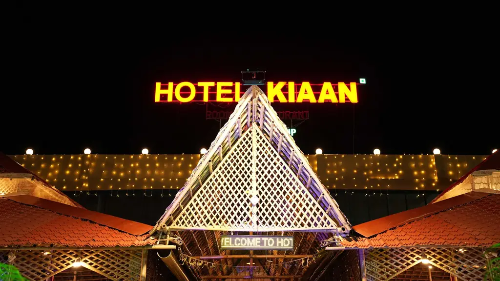 Kiaan Hotel