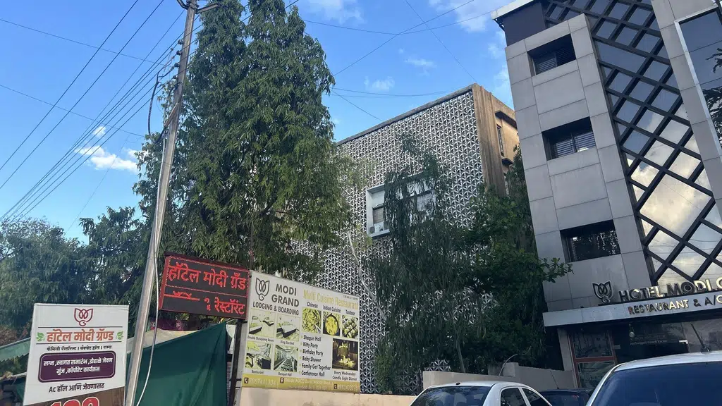 Hotel Girnas