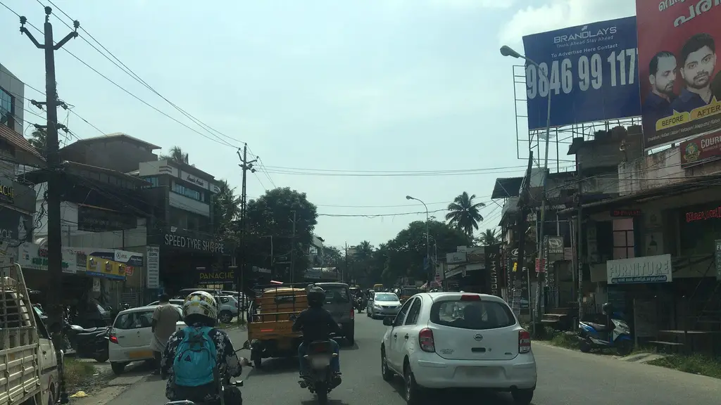 Azeezia Organic Supermarket