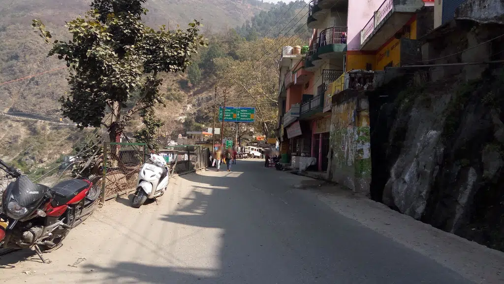 Hotel Poonam & Lodge