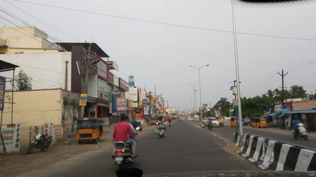 Naveen Tiles