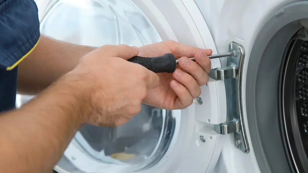 Om Electricals and Repairing
