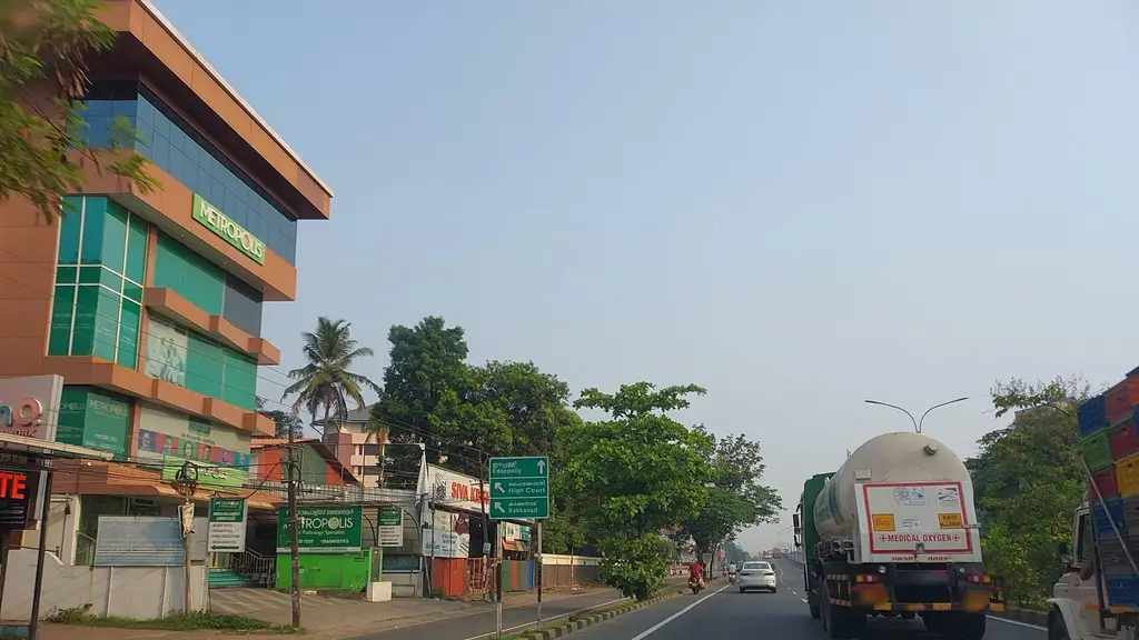 Drivogo Roadside Assistance - Recovery Van and towing service in kochi