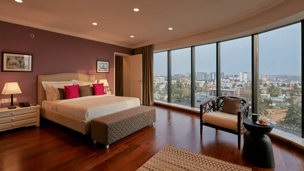 Waverly Hotel & Residences
