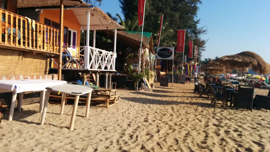 Casa Fiesta Beach Restaurant