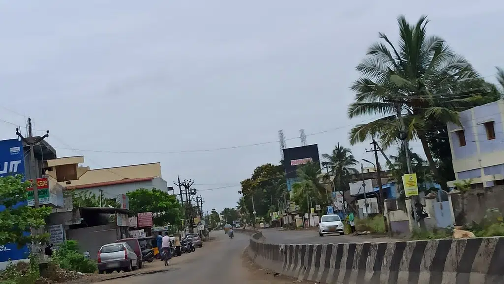 Yendhaoorupudavai