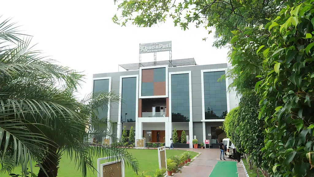 Hotel Shri Khedapati International