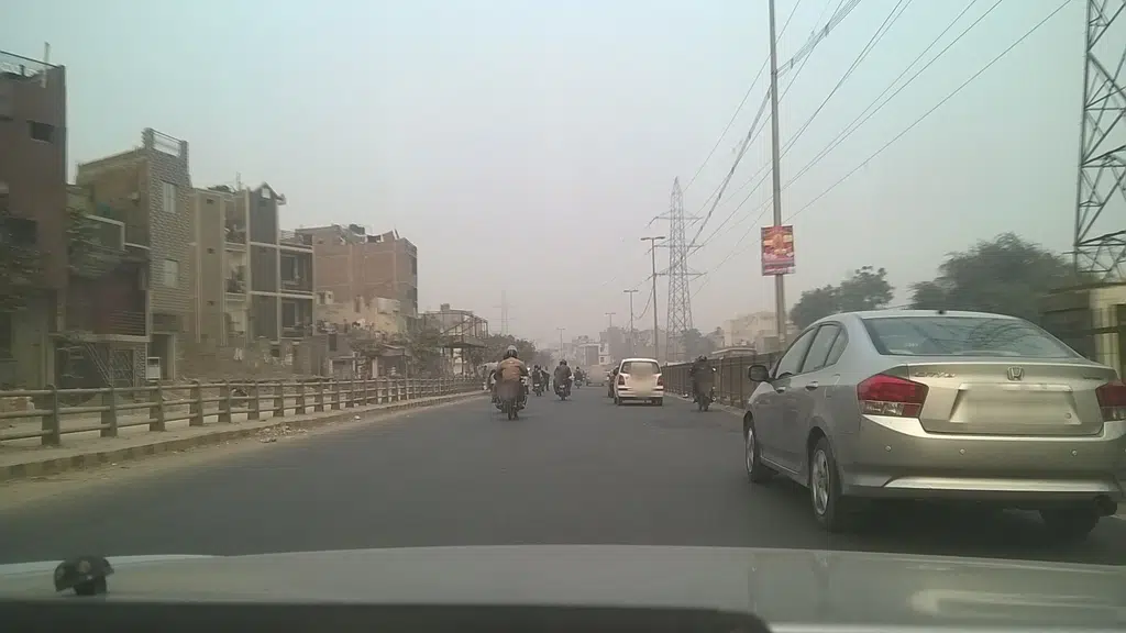 Dwarka Puri Bus Stop