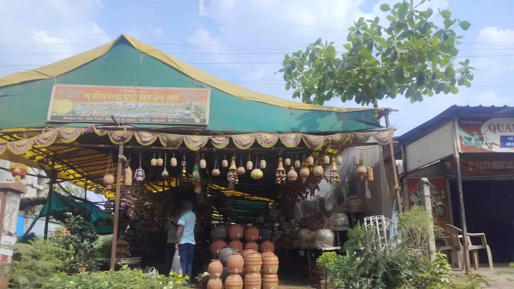 SK Chicken Center